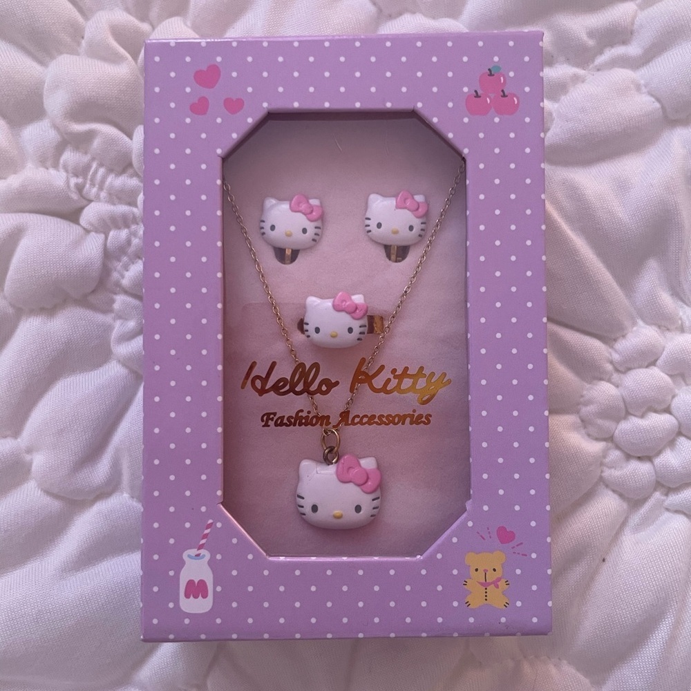 Official Sanrio Hello Kitty Pink Necklace and Earrings Set - Picture 2 of 3